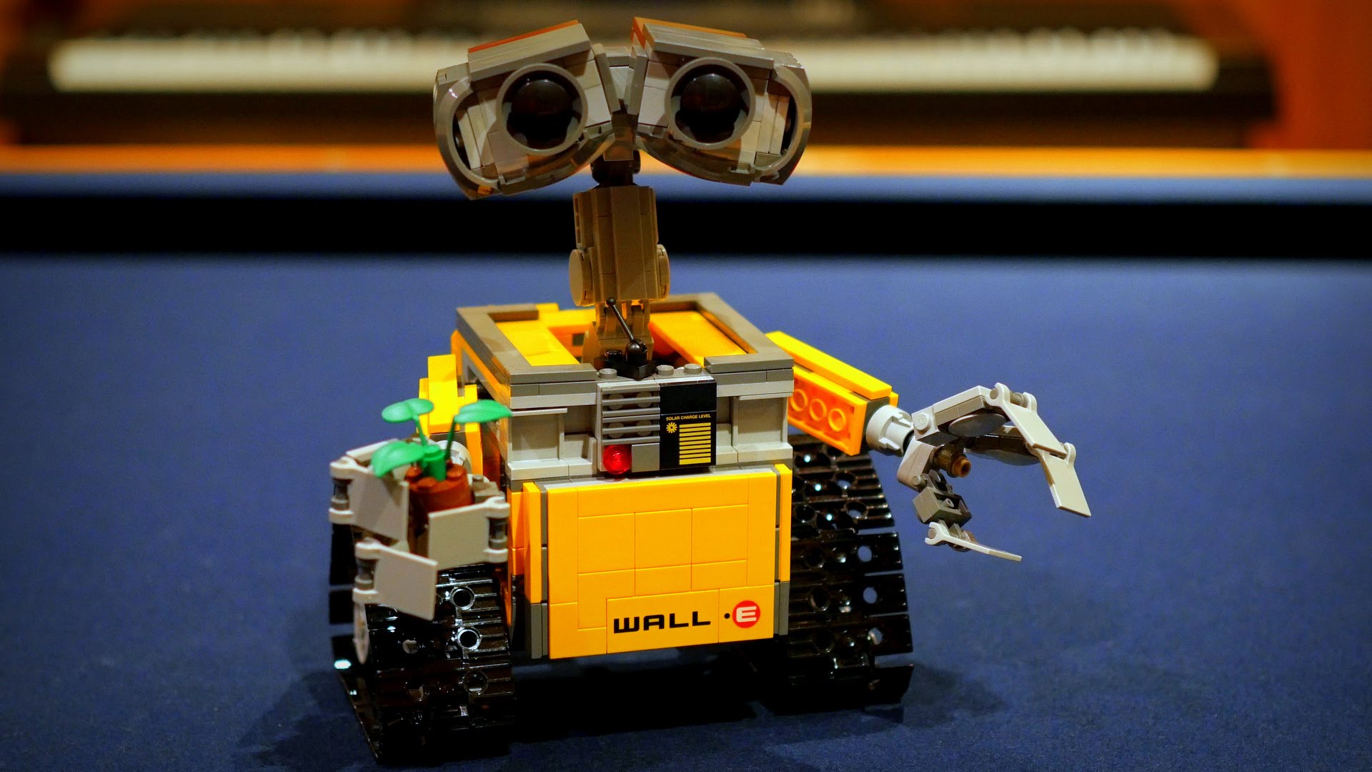 Wall-e Arduino Lego de gente grande